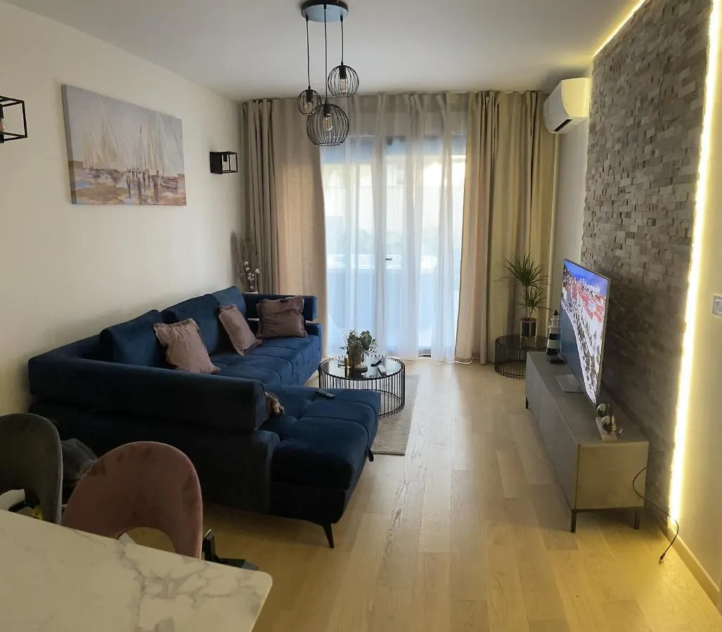 Lu Apartments Сплит 0*,